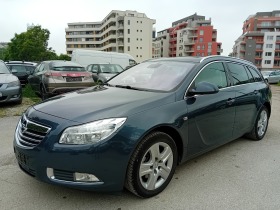 Opel Insignia 1.6 Sports Tourer, снимка 1 - Автомобили и джипове - 45565916
