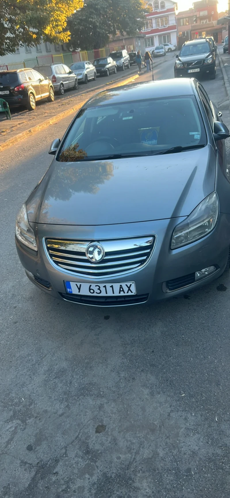 Opel Insignia, снимка 1 - Автомобили и джипове - 47787542