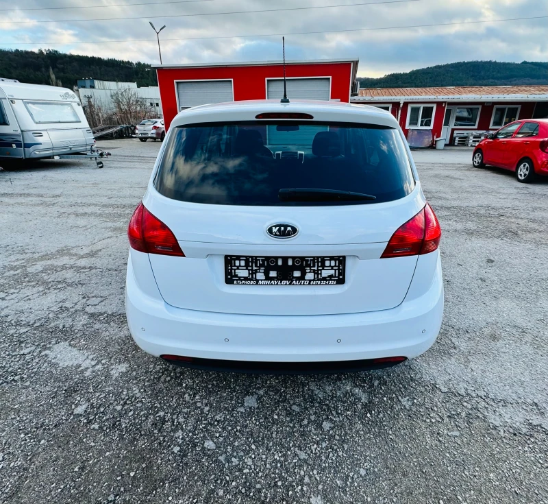 Kia Venga 1.4i УНИКАТ, снимка 4 - Автомобили и джипове - 48327181