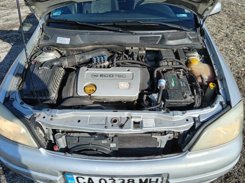 Opel Astra 1.4, снимка 6 - Автомобили и джипове - 48892395