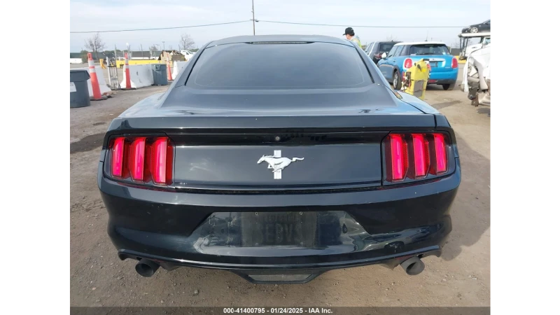 Ford Mustang 3.7 V6* ПЪЛНА СЕРВИЗНА ИСТОРИЯ!, снимка 5 - Автомобили и джипове - 49095465