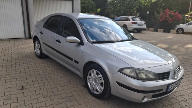 Renault Laguna II, снимка 4 - Автомобили и джипове - 52055437