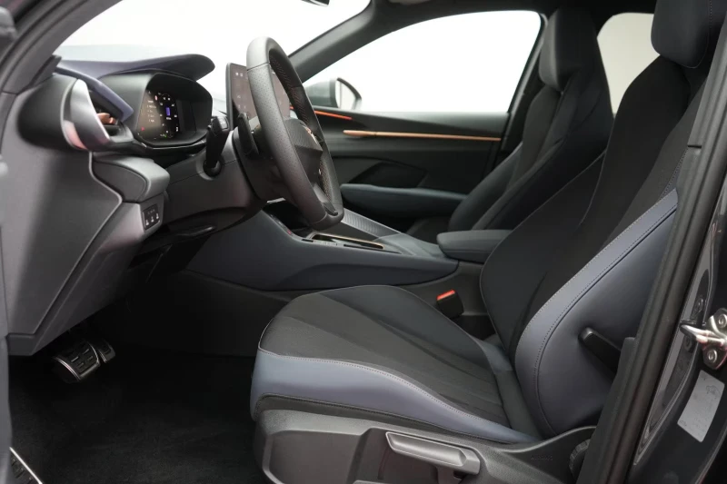 Cupra Terramar 1.5eTSI/150HP/DSG/ACC/CAM/NAVI/KLESS/457g, снимка 5 - Автомобили и джипове - 52099341