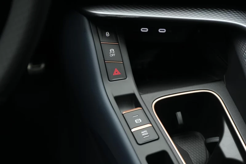 Cupra Terramar 1.5eTSI/150HP/DSG/ACC/CAM/NAVI/KLESS/457g, снимка 11 - Автомобили и джипове - 52099341