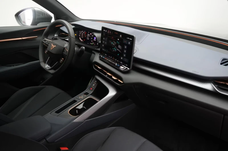 Cupra Terramar 1.5eTSI/150HP/DSG/ACC/CAM/NAVI/KLESS/457g, снимка 13 - Автомобили и джипове - 52099341