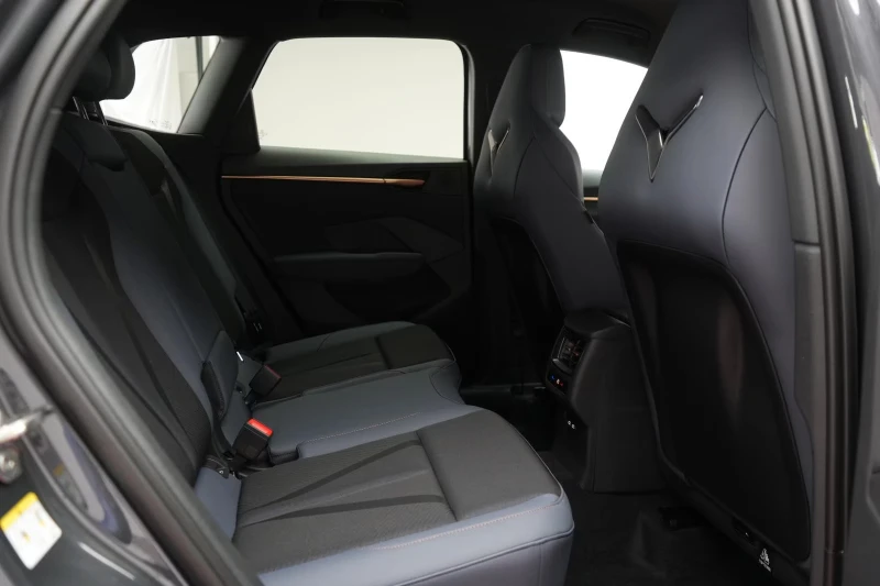 Cupra Terramar 1.5eTSI/150HP/DSG/ACC/CAM/NAVI/KLESS/457g, снимка 14 - Автомобили и джипове - 52099341