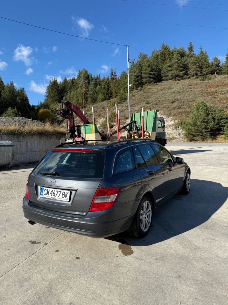 Mercedes-Benz C 200, снимка 13 - Автомобили и джипове - 53123533
