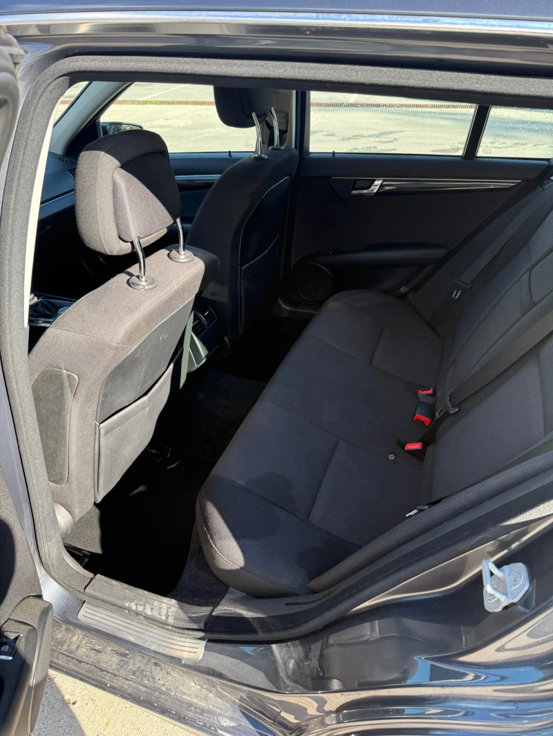 Mercedes-Benz C 200, снимка 7 - Автомобили и джипове - 53123533