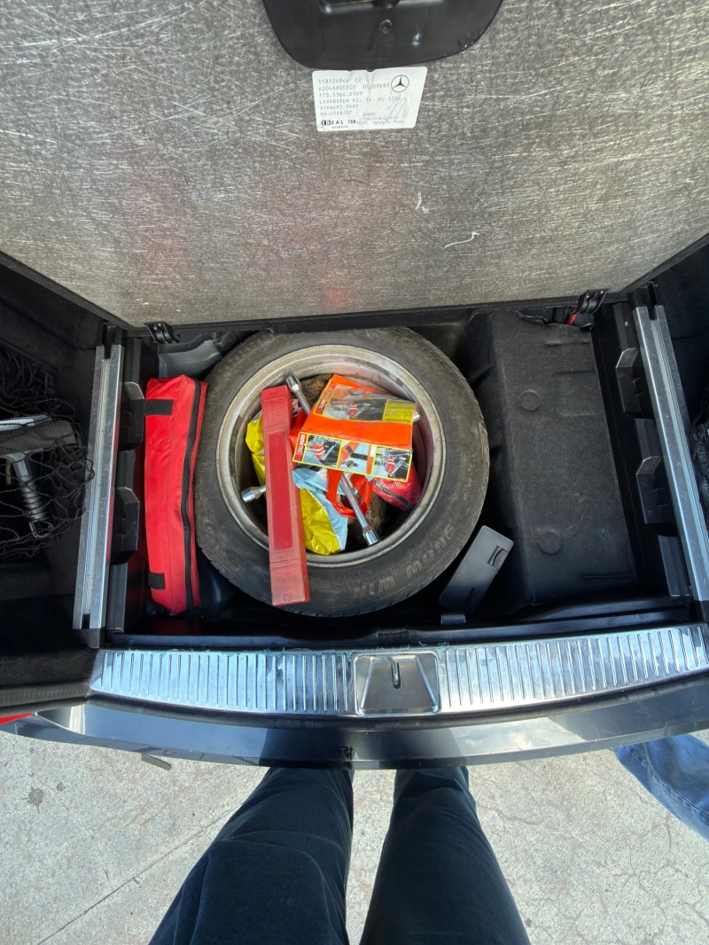 Mercedes-Benz C 200, снимка 12 - Автомобили и джипове - 53123533