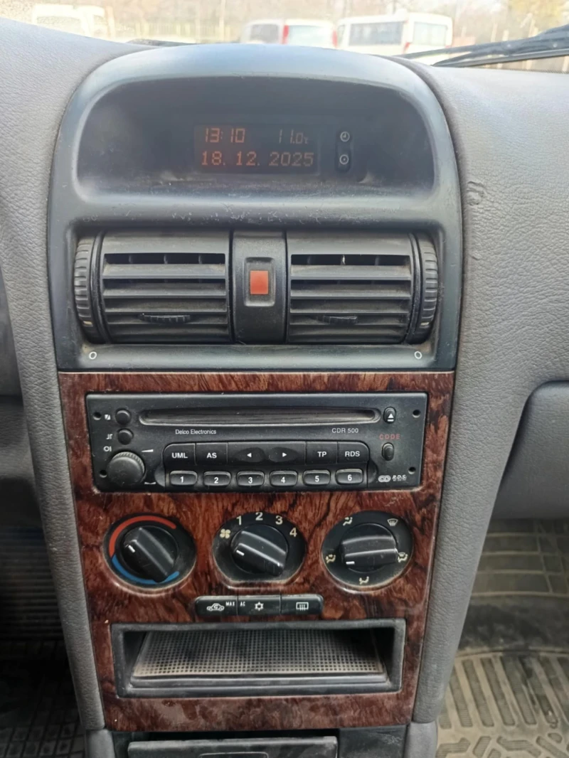 Opel Astra Бензин + газ, снимка 7 - Автомобили и джипове - 52712213