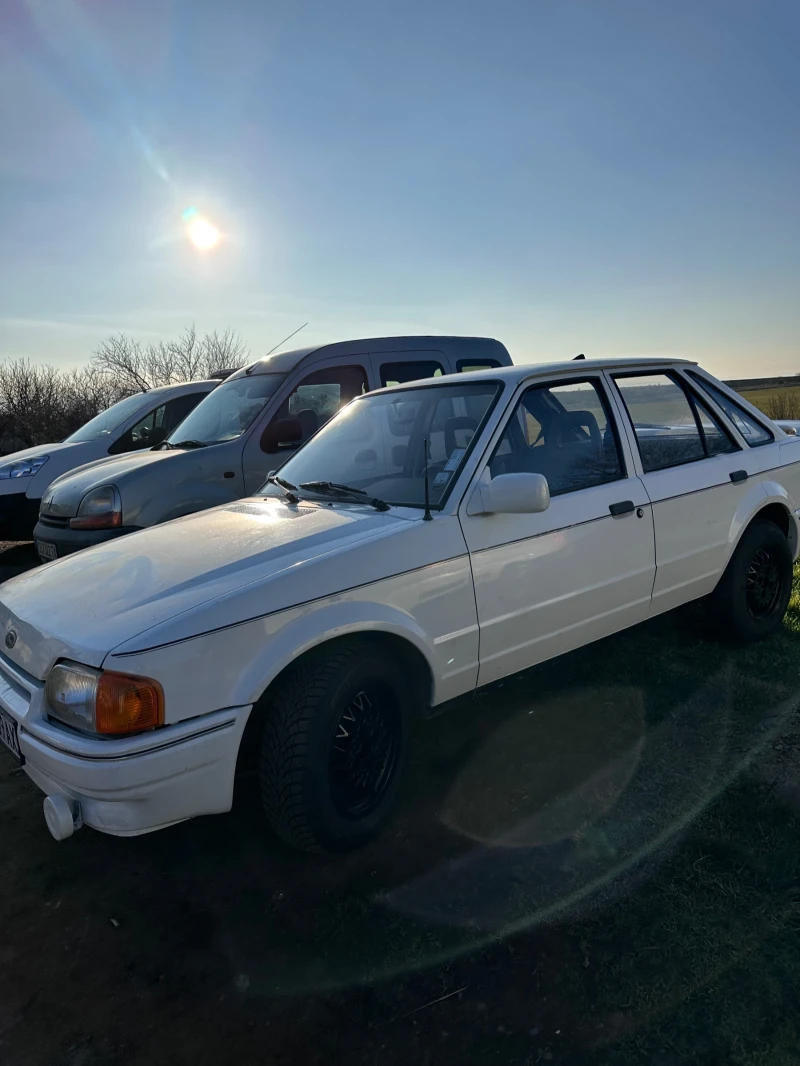 Ford Escort, снимка 3 - Автомобили и джипове - 52895394