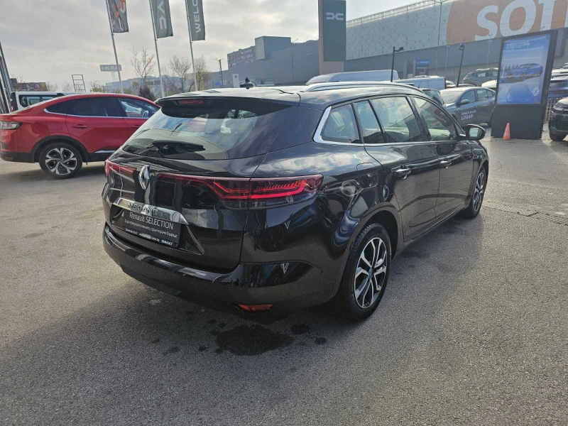 Renault Megane 1.3 TCe 140 EDC, снимка 5 - Автомобили и джипове - 53028056