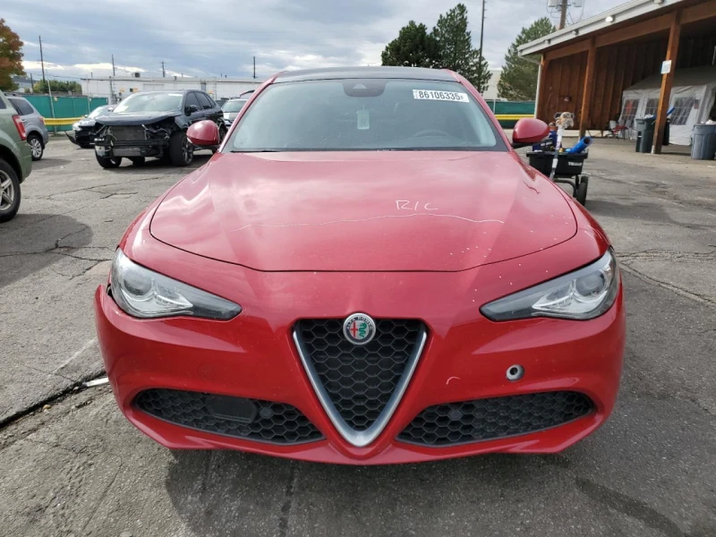 Alfa Romeo Giulia Ti * Възможност за Лизинг* , снимка 5 - Автомобили и джипове - 53034288