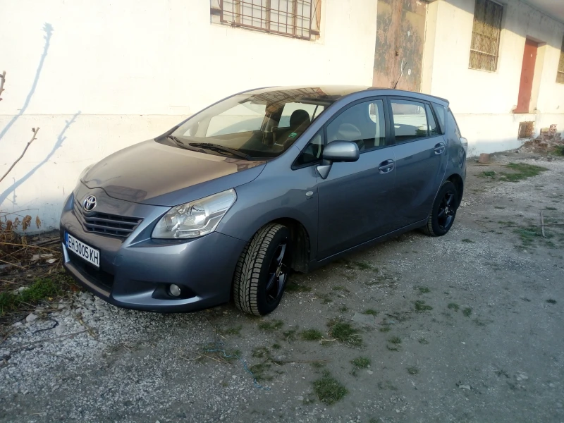 Toyota Verso, снимка 4 - Автомобили и джипове - 53213273