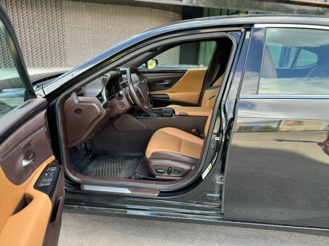 Lexus ES 350, снимка 5 - Автомобили и джипове - 46397654