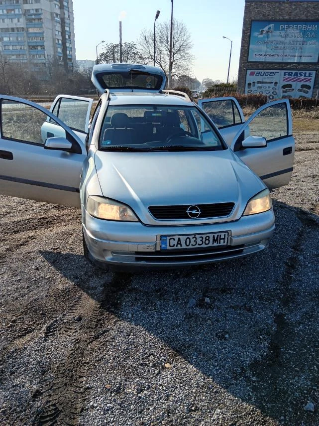 Opel Astra 1.4, снимка 1 - Автомобили и джипове - 49597499