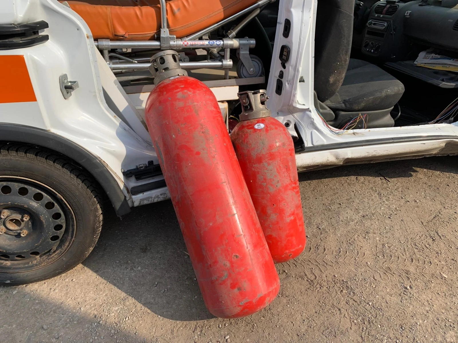 Opel Combo 1.6i,CNG,ЛИНЕЙКА ОБОРУДВАНА | Mobile.bg — изображение 16