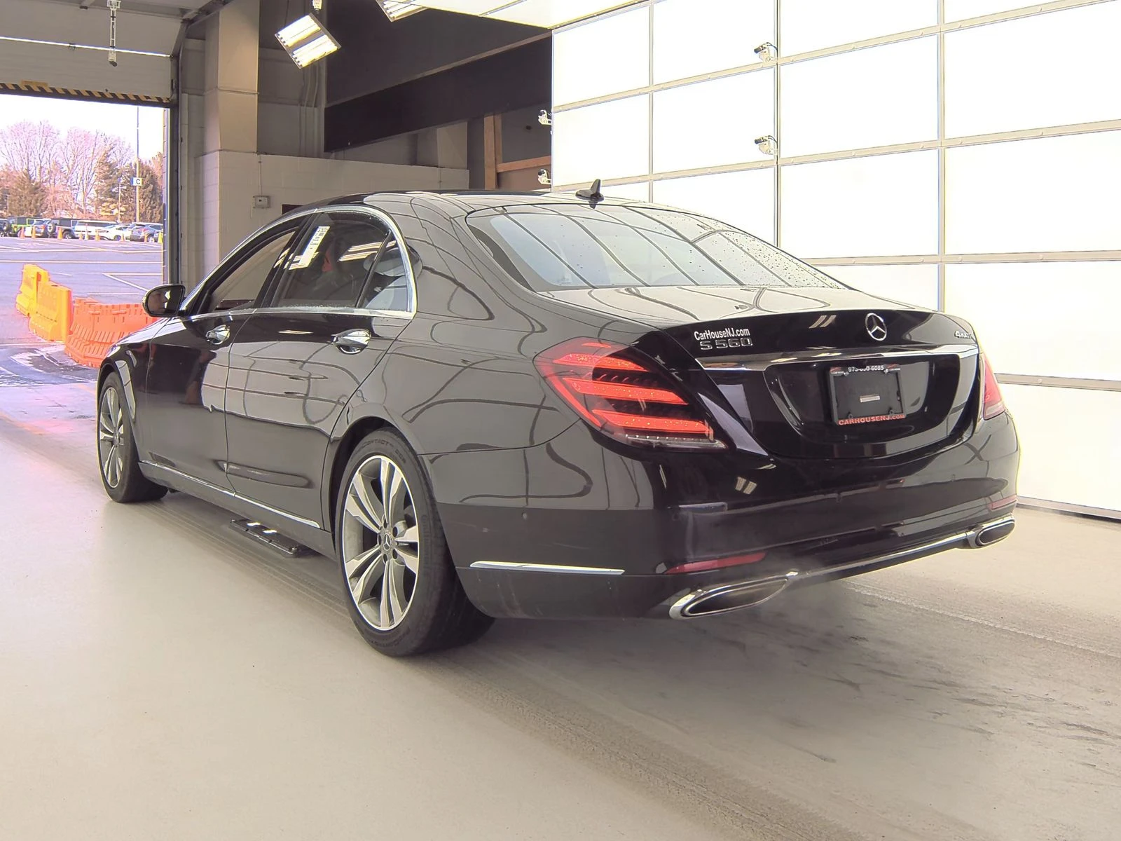 Mercedes-Benz S 560 Facelift* Burmaster* 360* масаж* обдух* дистро* he - изображение 6