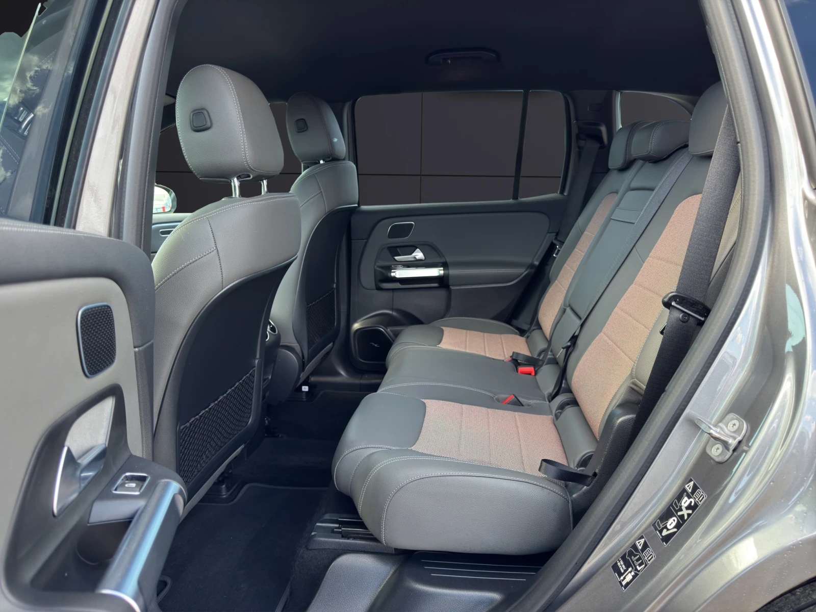 Mercedes-Benz EQB 350* 4MATIC* ELECTRIC ART* 7 *  | Mobile.bg   12