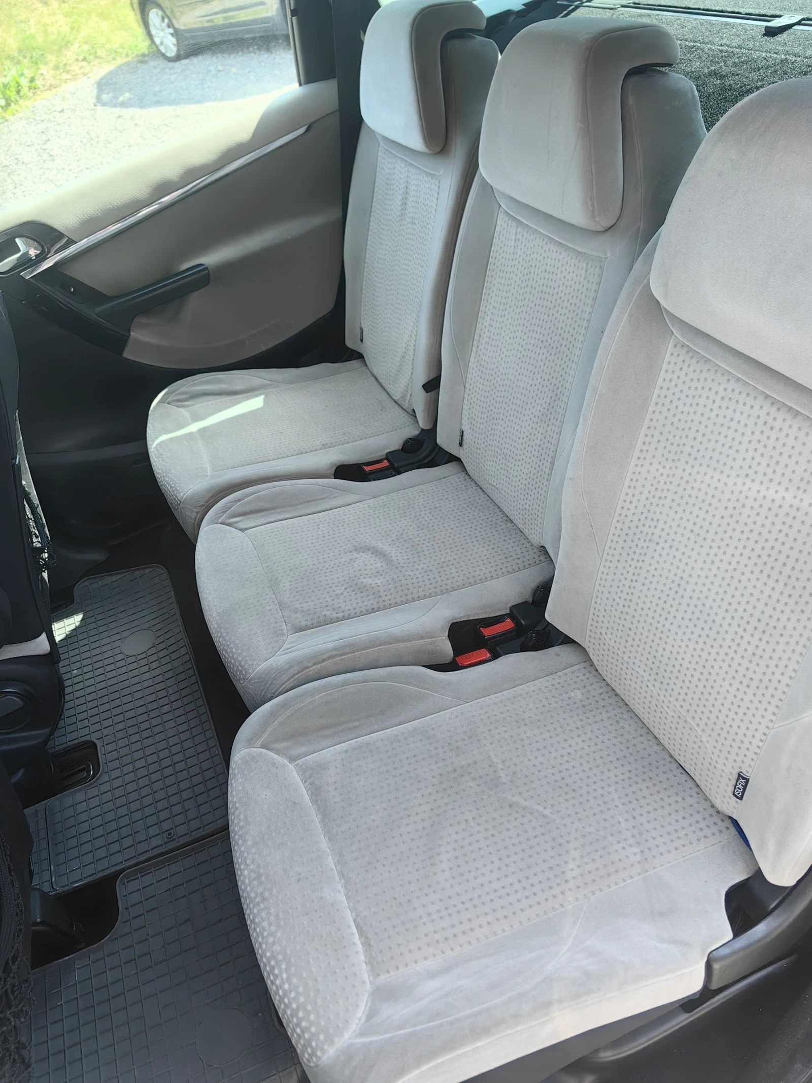 Citroen C4 Picasso 2.0 HDI - изображение 5
