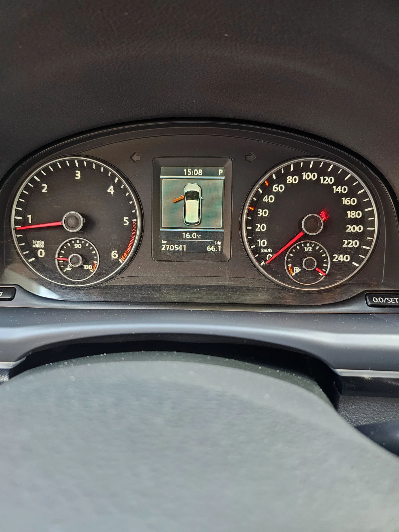 VW Touran  - изображение 8