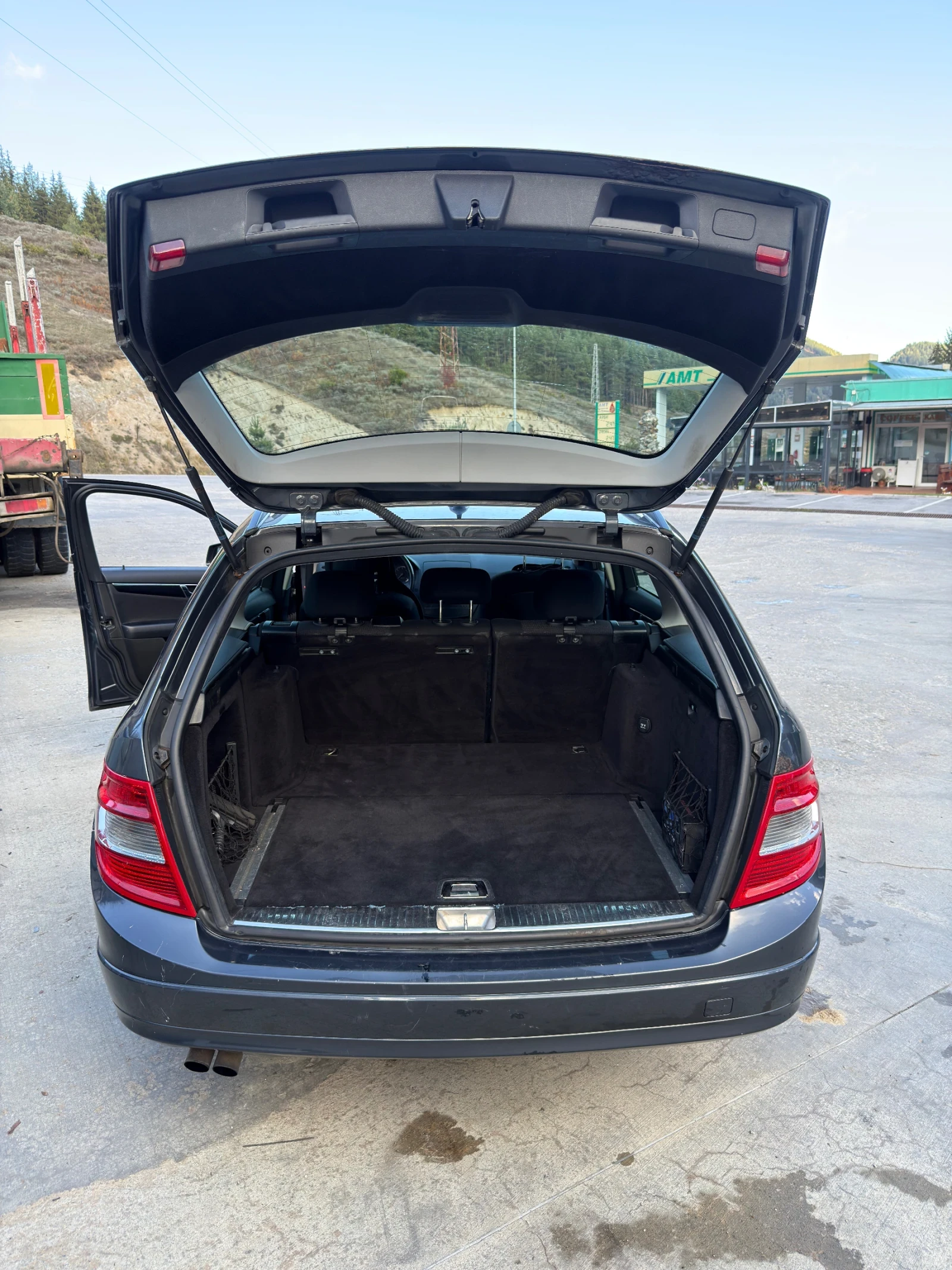 Mercedes-Benz C 200 | Mobile.bg — изображение 11