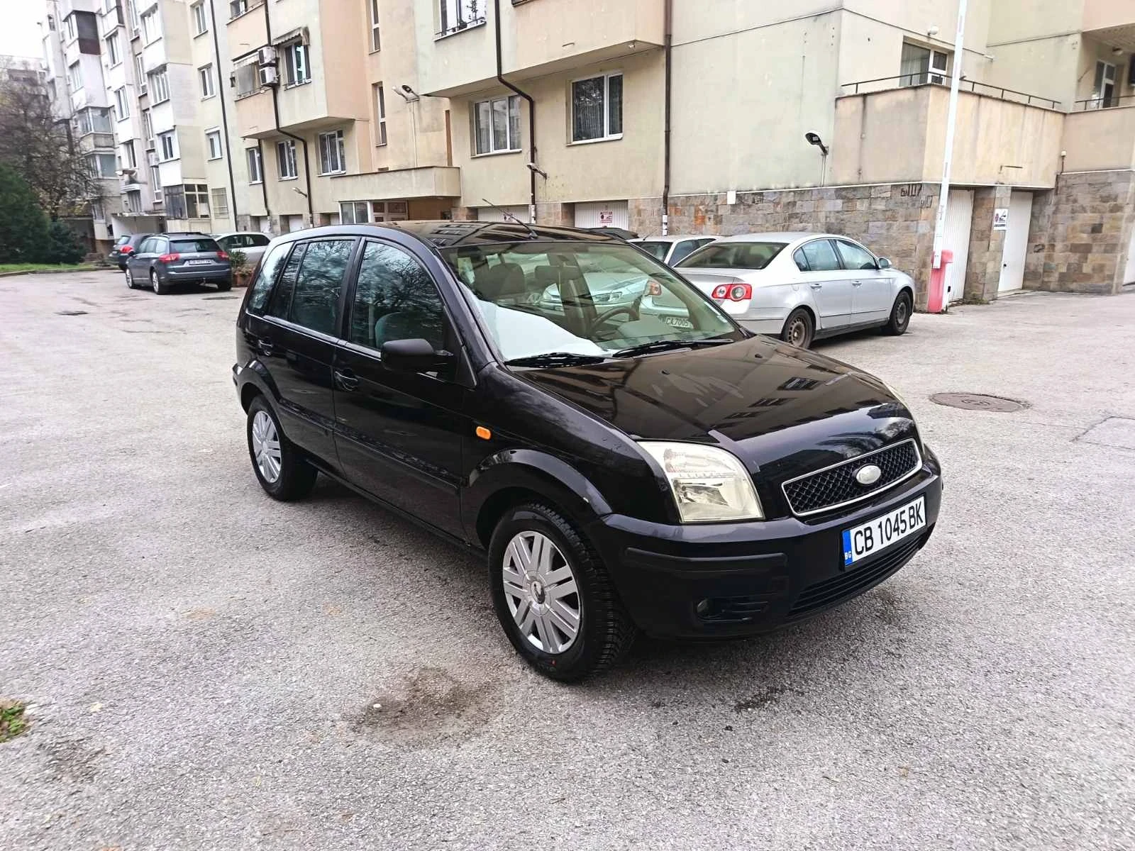 Ford Fusion 1.6.100кс.НАВИГАЦИЯ!!! - изображение 5