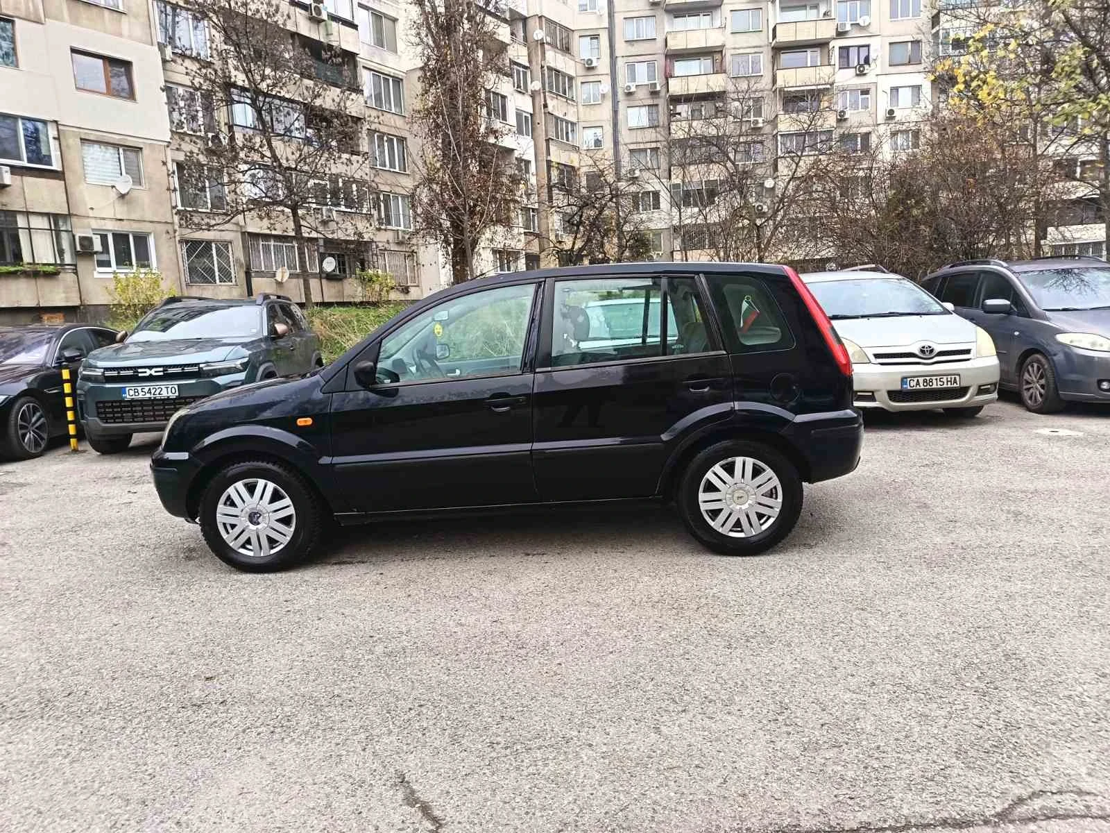 Ford Fusion 1.6.100кс.НАВИГАЦИЯ!!! - изображение 2