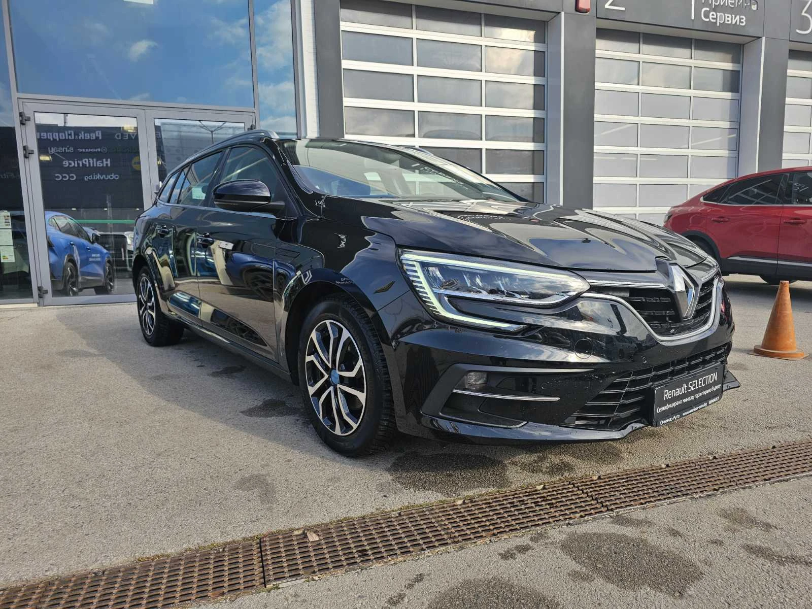 Renault Megane 1.3 TCe 140 EDC - изображение 2