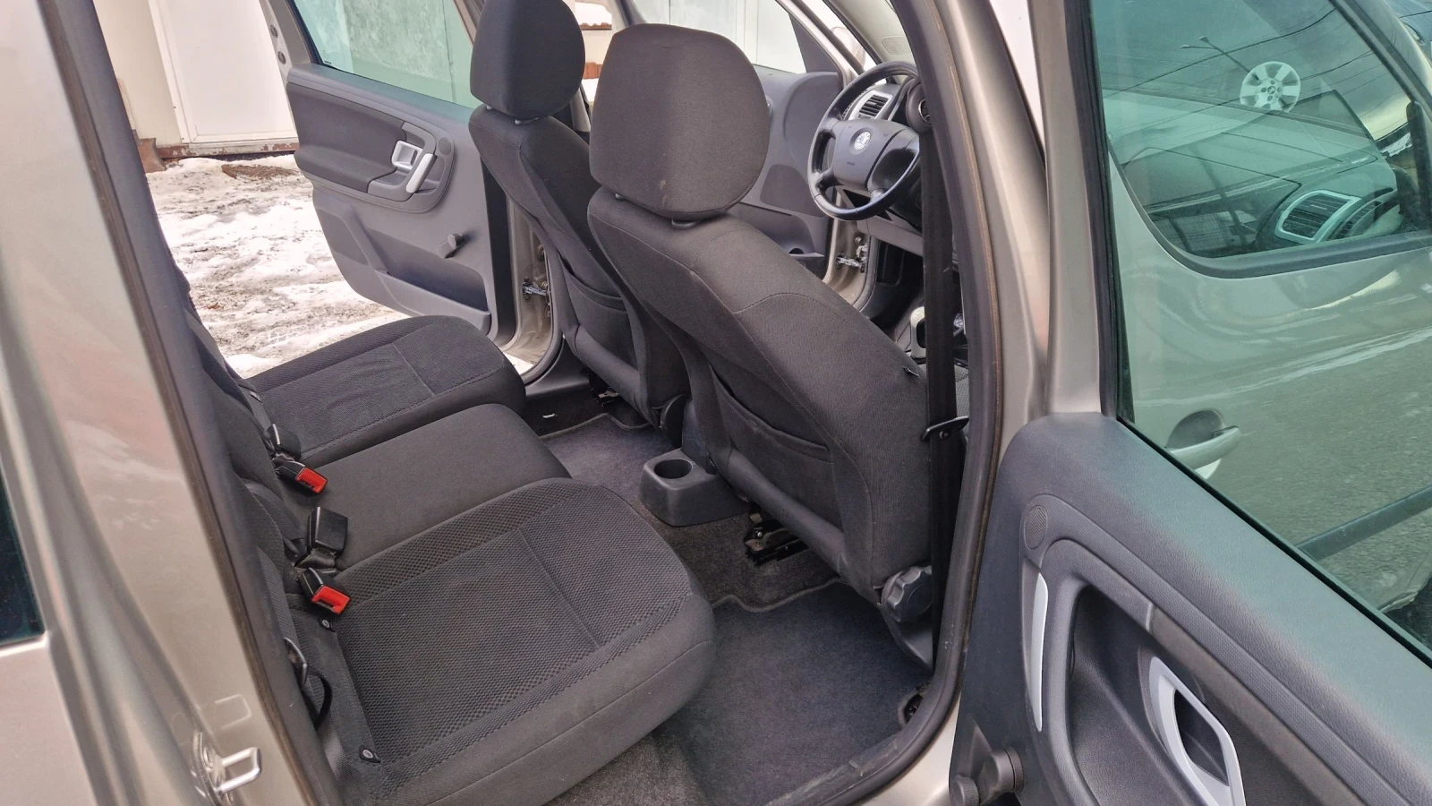 Skoda Roomster 1.4 TDI 80 ��. | Mobile.bg � ����������� 12