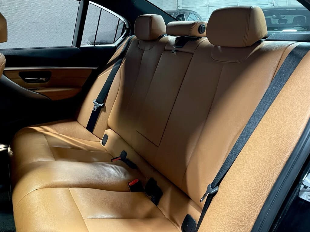 BMW 340 xDrive* АвтоКредит* (ЦЕНА ДО БГ), снимка 9 - Автомобили и джипове - 54030545