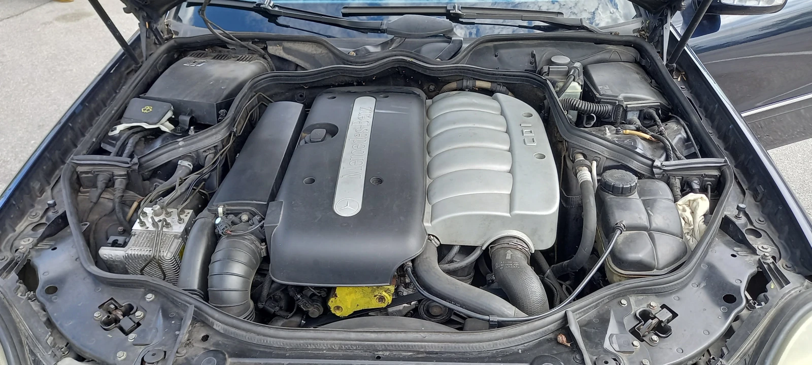 Mercedes-Benz E 270  CDI Elegance, снимка 10 - Автомобили и джипове - 54150566