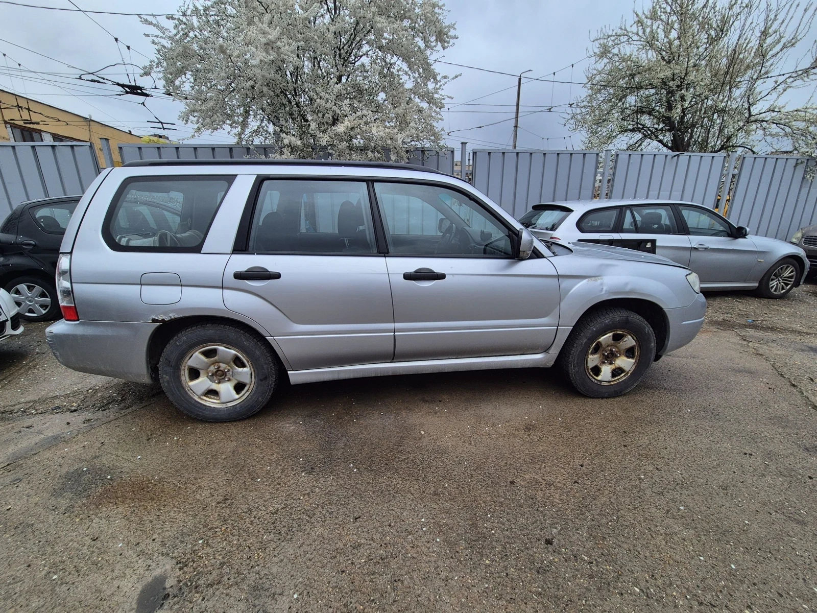 Subaru Forester 2.0i, снимка 3 - Автомобили и джипове - 54208206