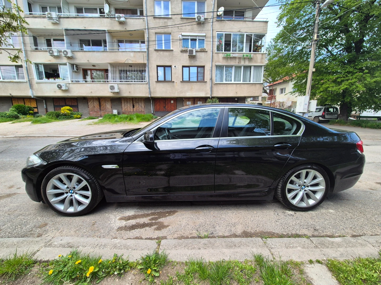 BMW 530, снимка 2 - Автомобили и джипове - 54385389