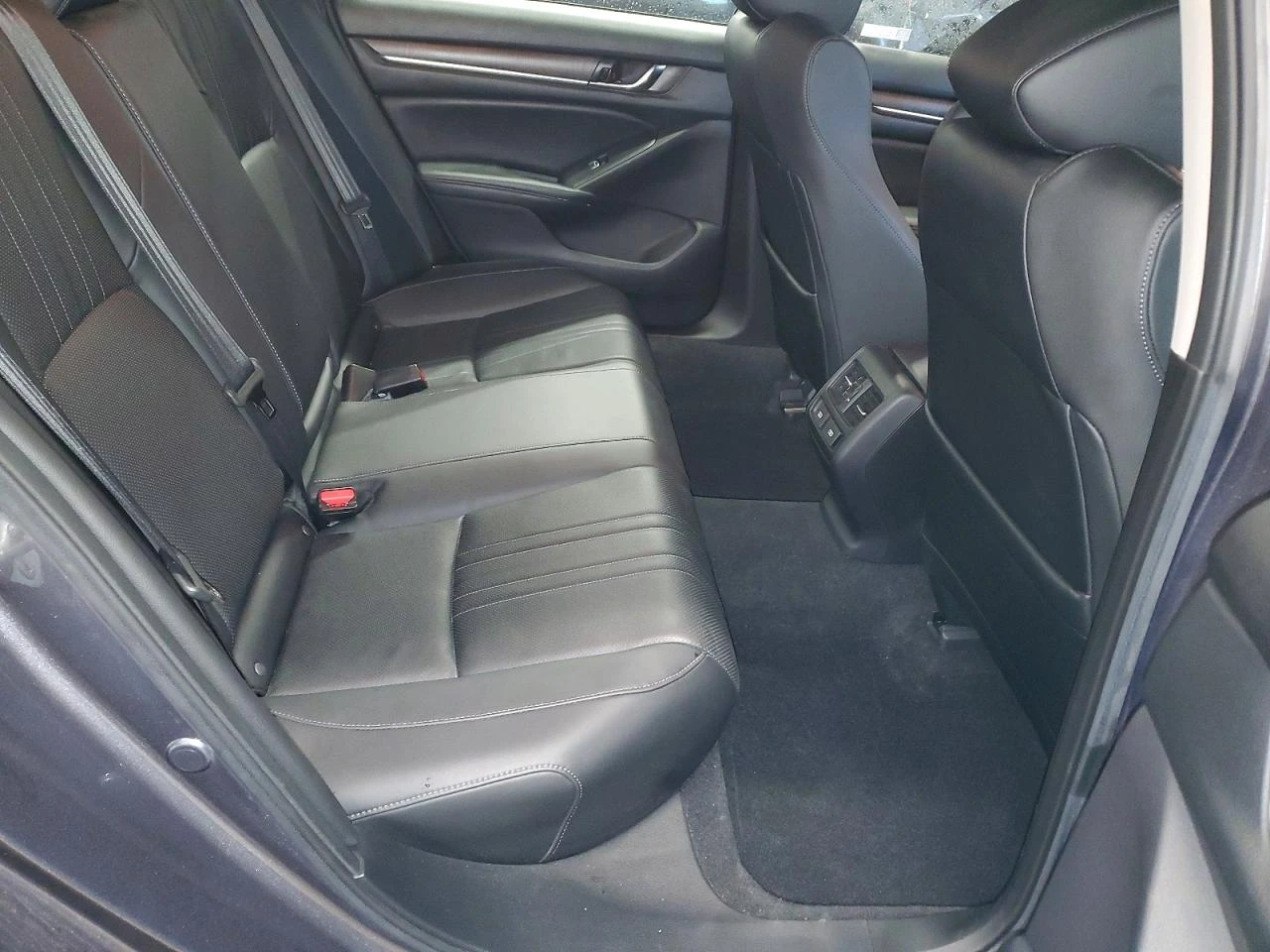 Honda Accord 2.0l Hybrid Exl* CARFAX* , снимка 10 - Автомобили и джипове - 54543225