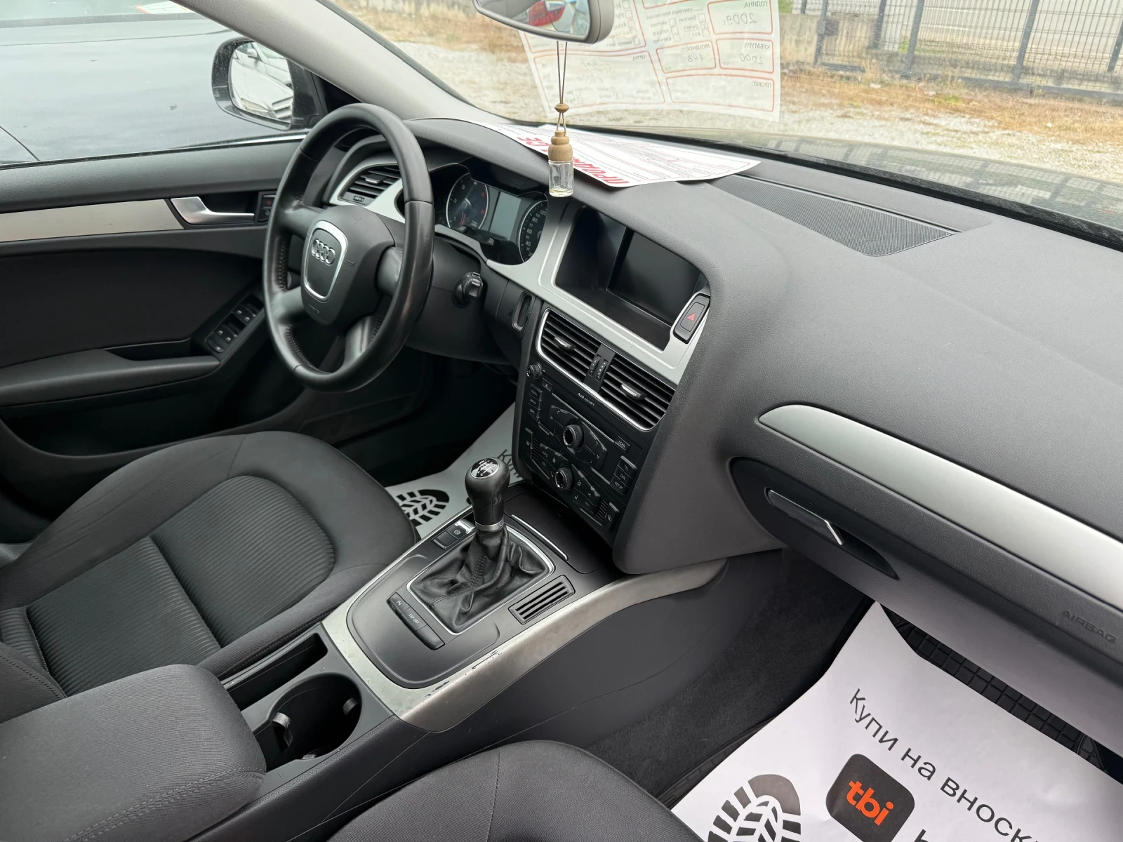 Audi A4 2.0TDI PANORAMA XENON, снимка 11 - Автомобили и джипове - 54544880