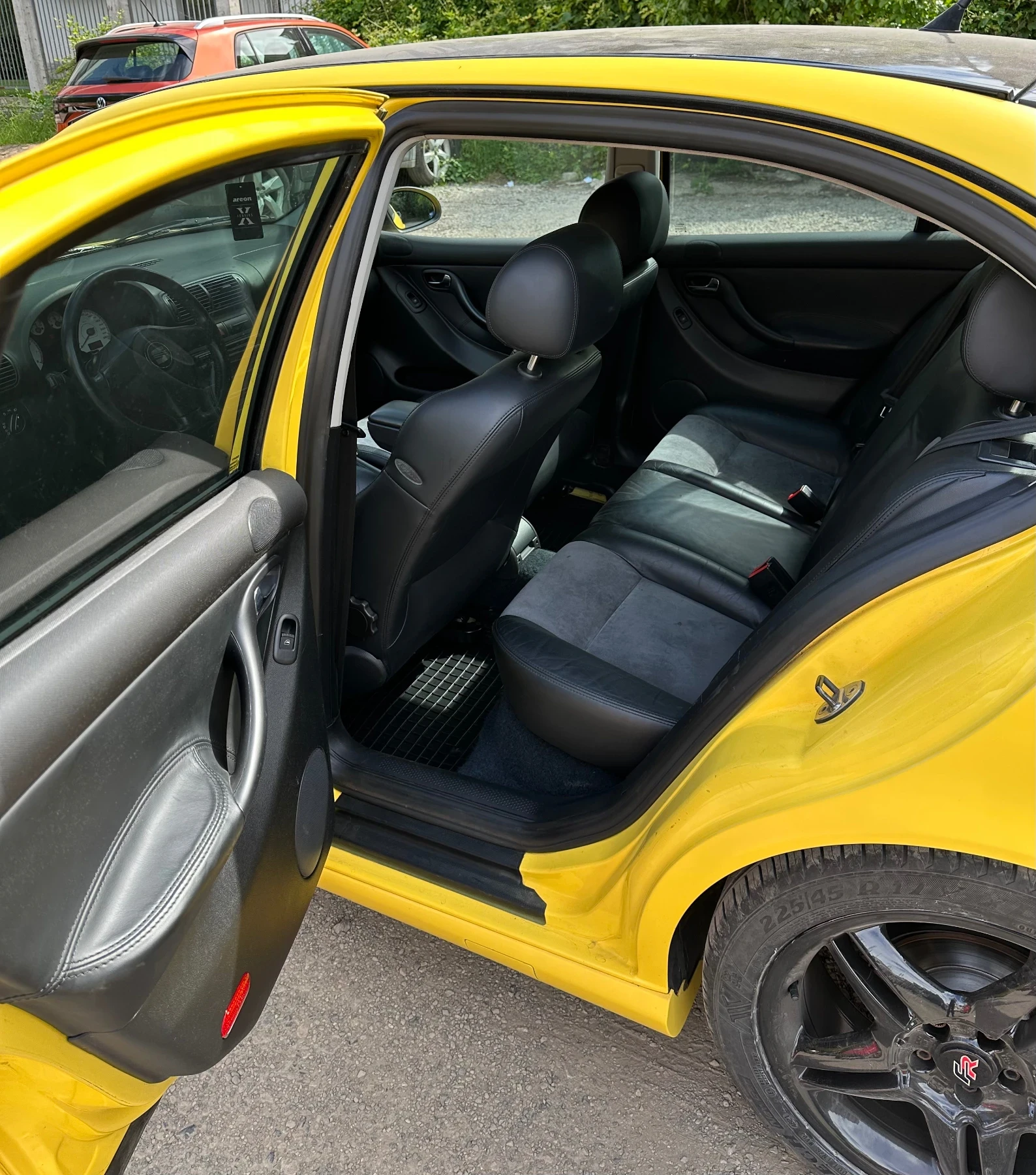 Seat Leon 1.8Т FR 180HP (AUQ), снимка 10 - Автомобили и джипове - 54724655