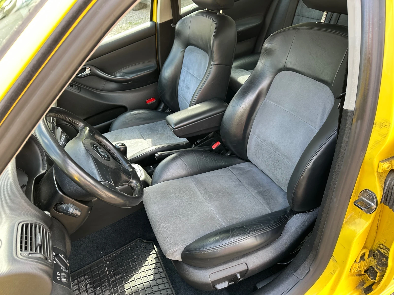 Seat Leon 1.8Т FR 180HP (AUQ), снимка 9 - Автомобили и джипове - 54724655
