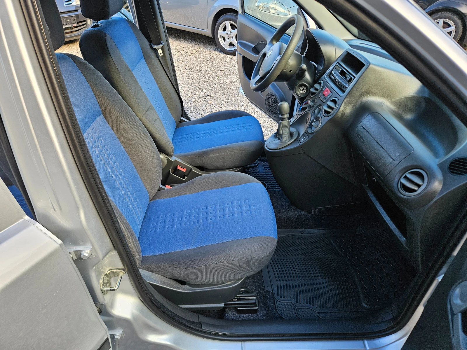Fiat Panda 1.25 бензин 70кс, снимка 12 - Автомобили и джипове - 54946847