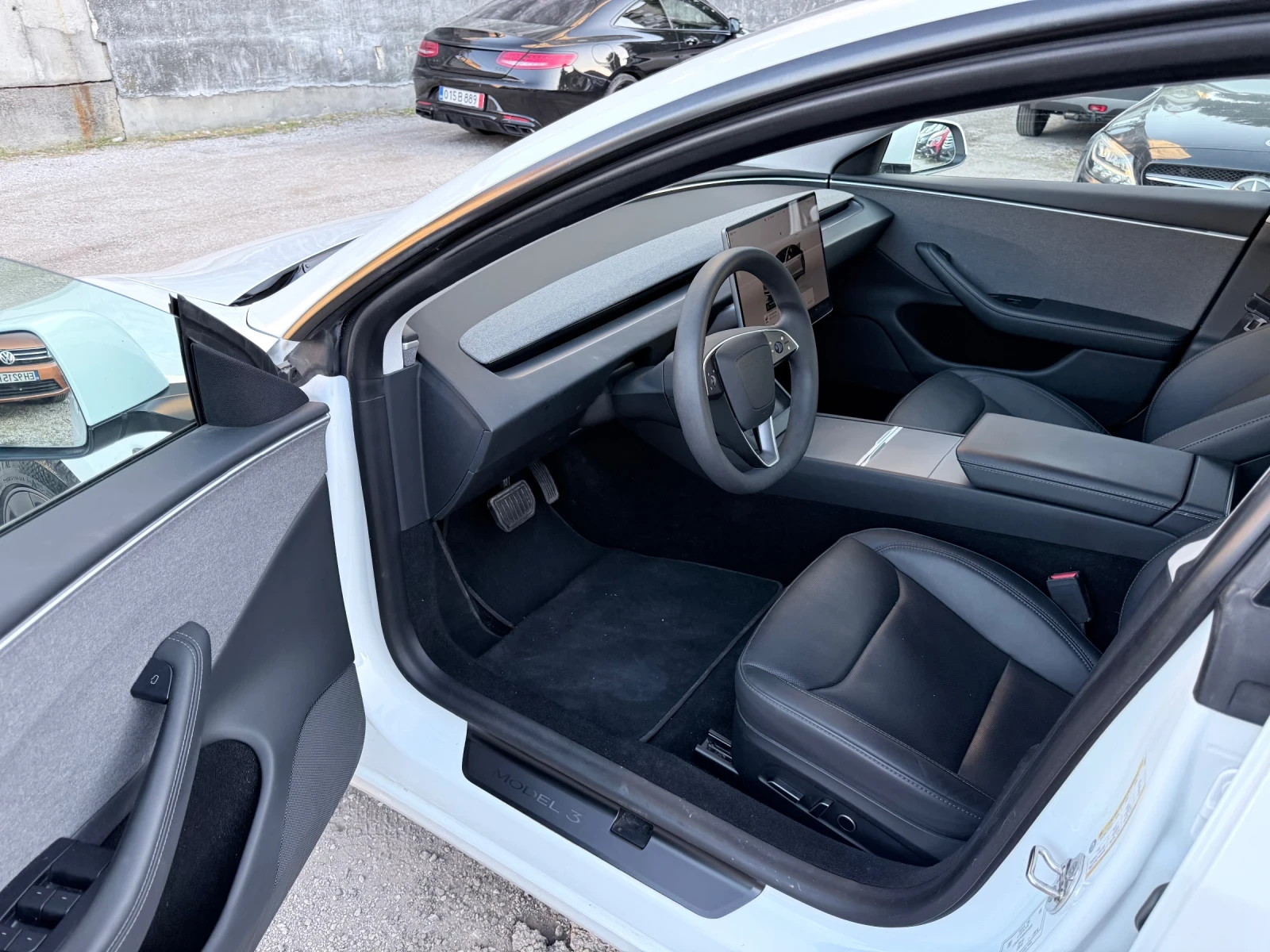 Tesla Model 3 Швейцария, снимка 9 - Автомобили и джипове - 54974143