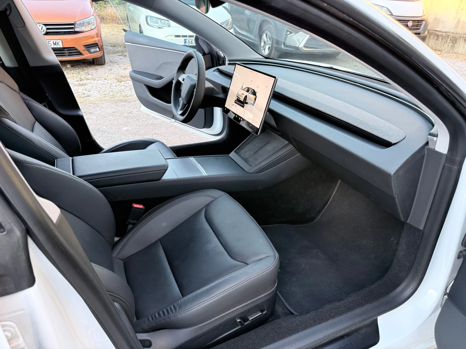 Tesla Model 3 Швейцария, снимка 12 - Автомобили и джипове - 54974143