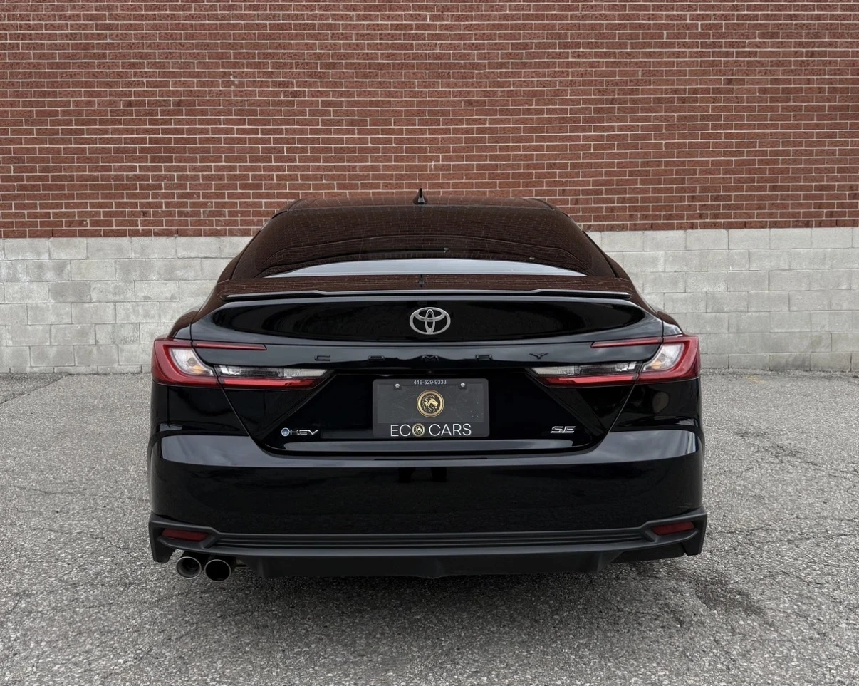 Toyota Camry SE UPGRADE * ПОДГРЕВ * КАМЕРА * BLIND SPOT * , снимка 4 - Автомобили и джипове - 55060336
