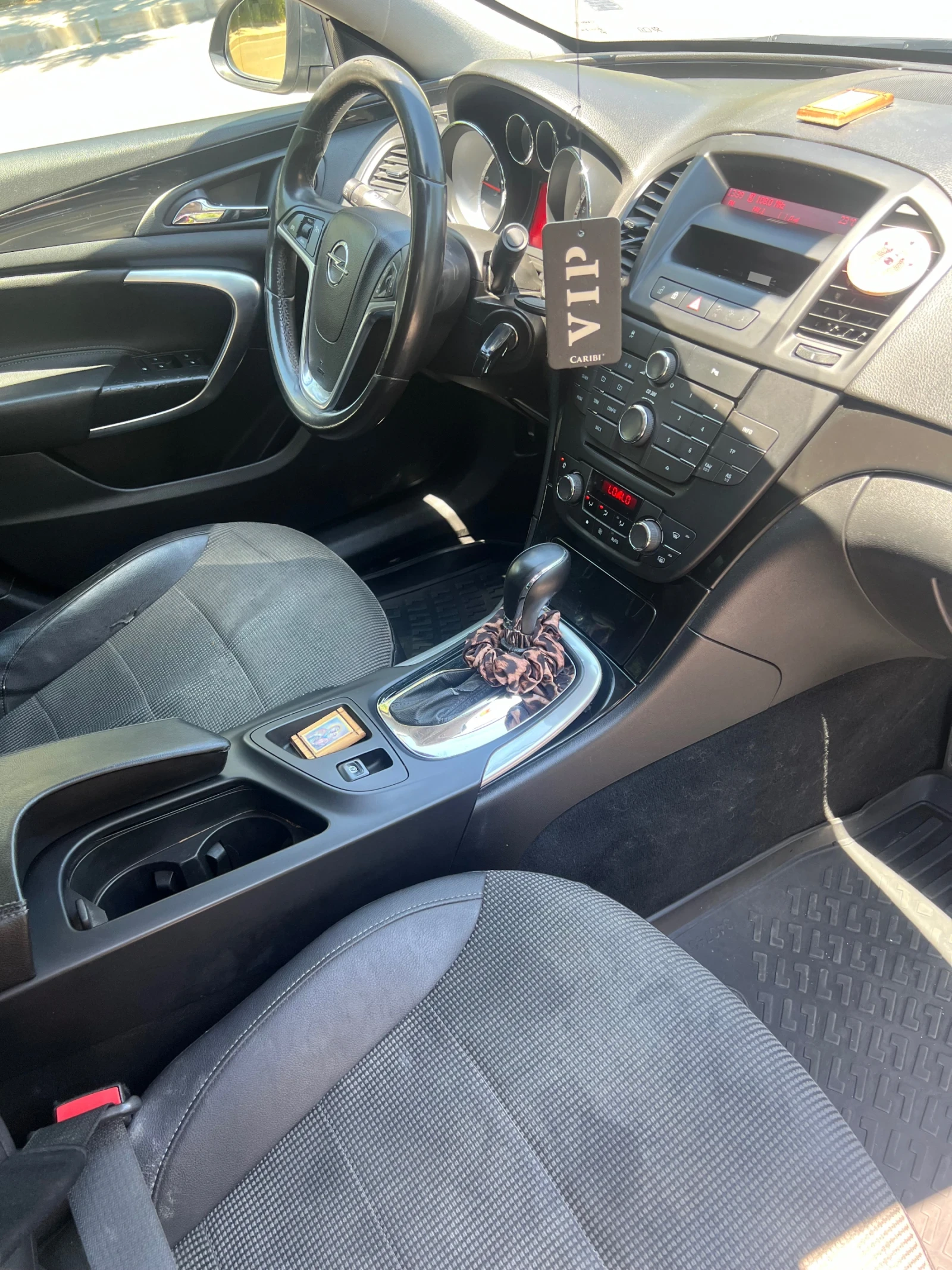 Opel Insignia, снимка 8 - Автомобили и джипове - 55077325