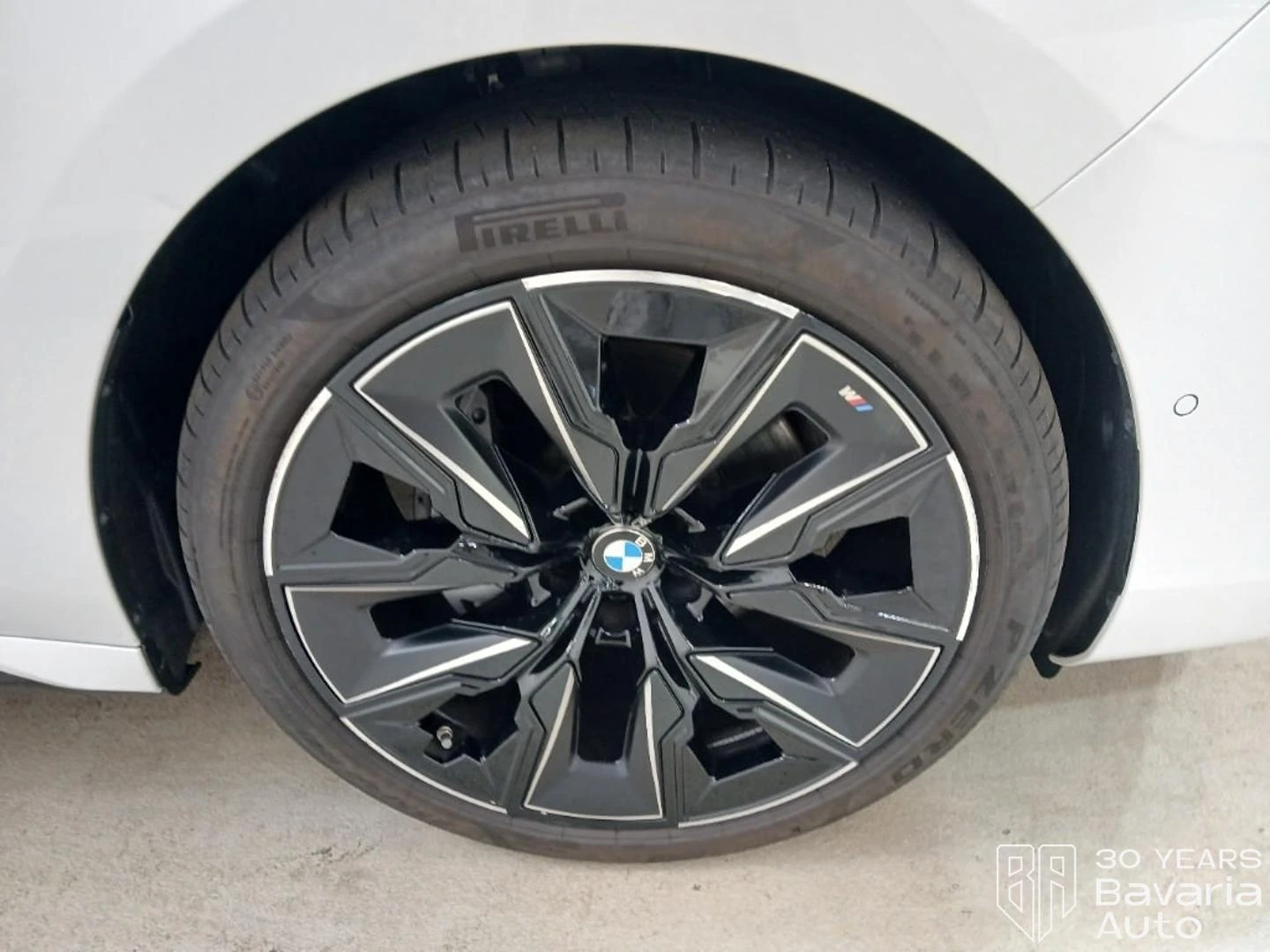 BMW 740 d xDrive M Sport Paket, снимка 16 - Автомобили и джипове - 55227344