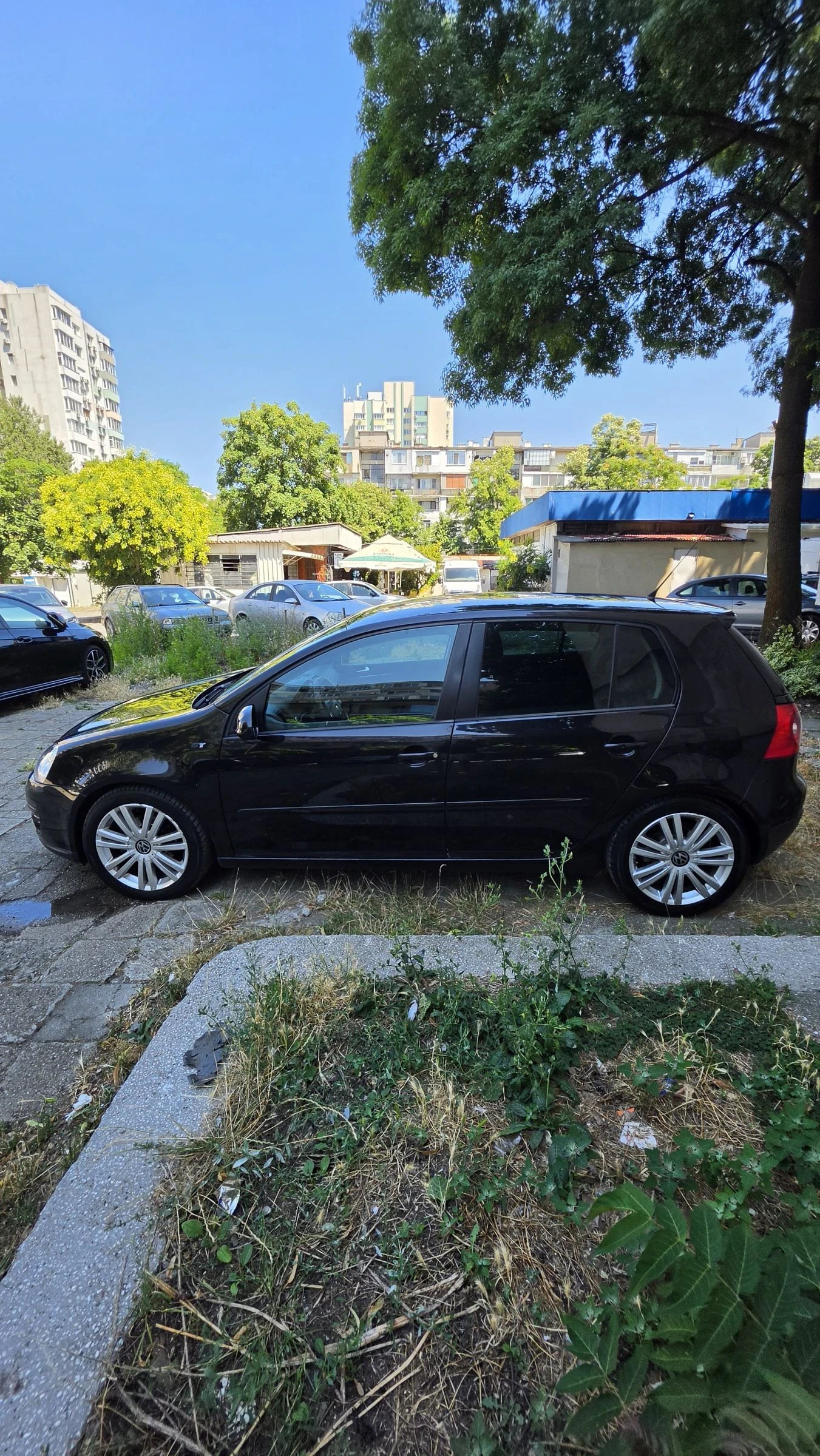 VW Golf, снимка 4 - Автомобили и джипове - 55348373