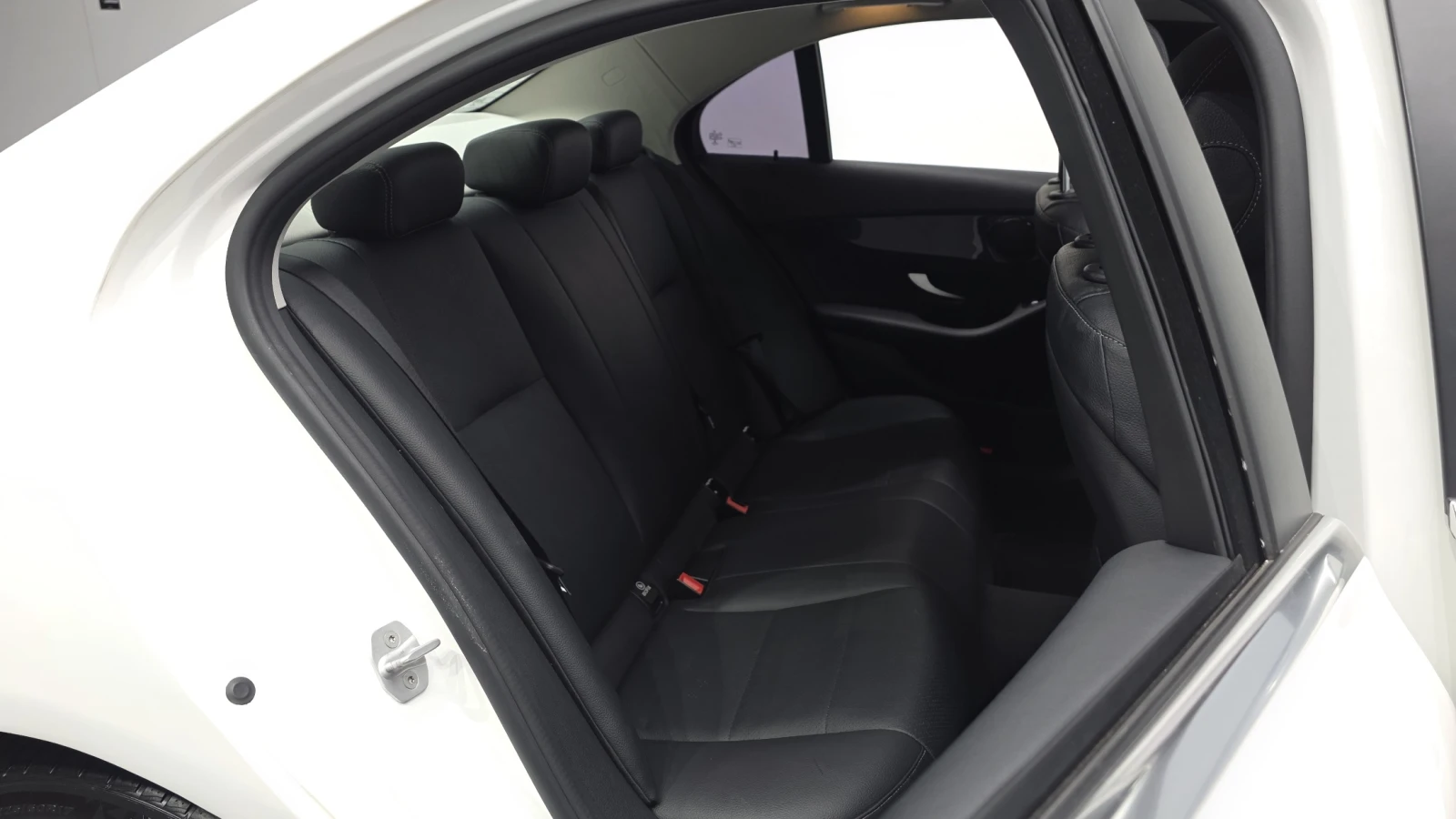 Mercedes-Benz C 200 d* ЛЮК* КРАЙНА ЦЕНА, снимка 11 - Автомобили и джипове - 55591310