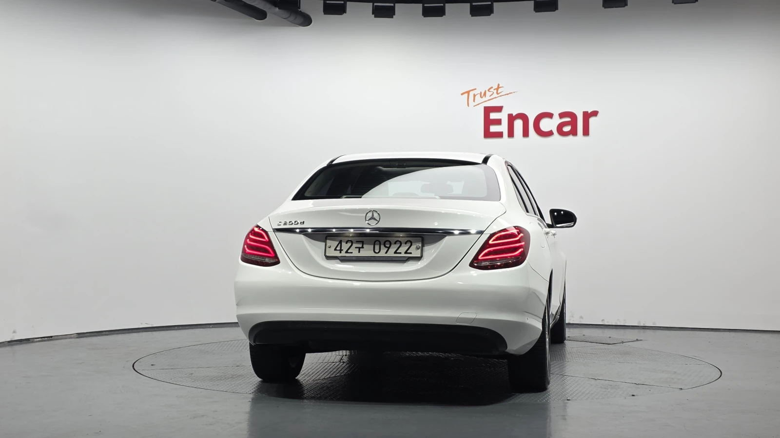 Mercedes-Benz C 200 d* ЛЮК* КРАЙНА ЦЕНА, снимка 4 - Автомобили и джипове - 55591310