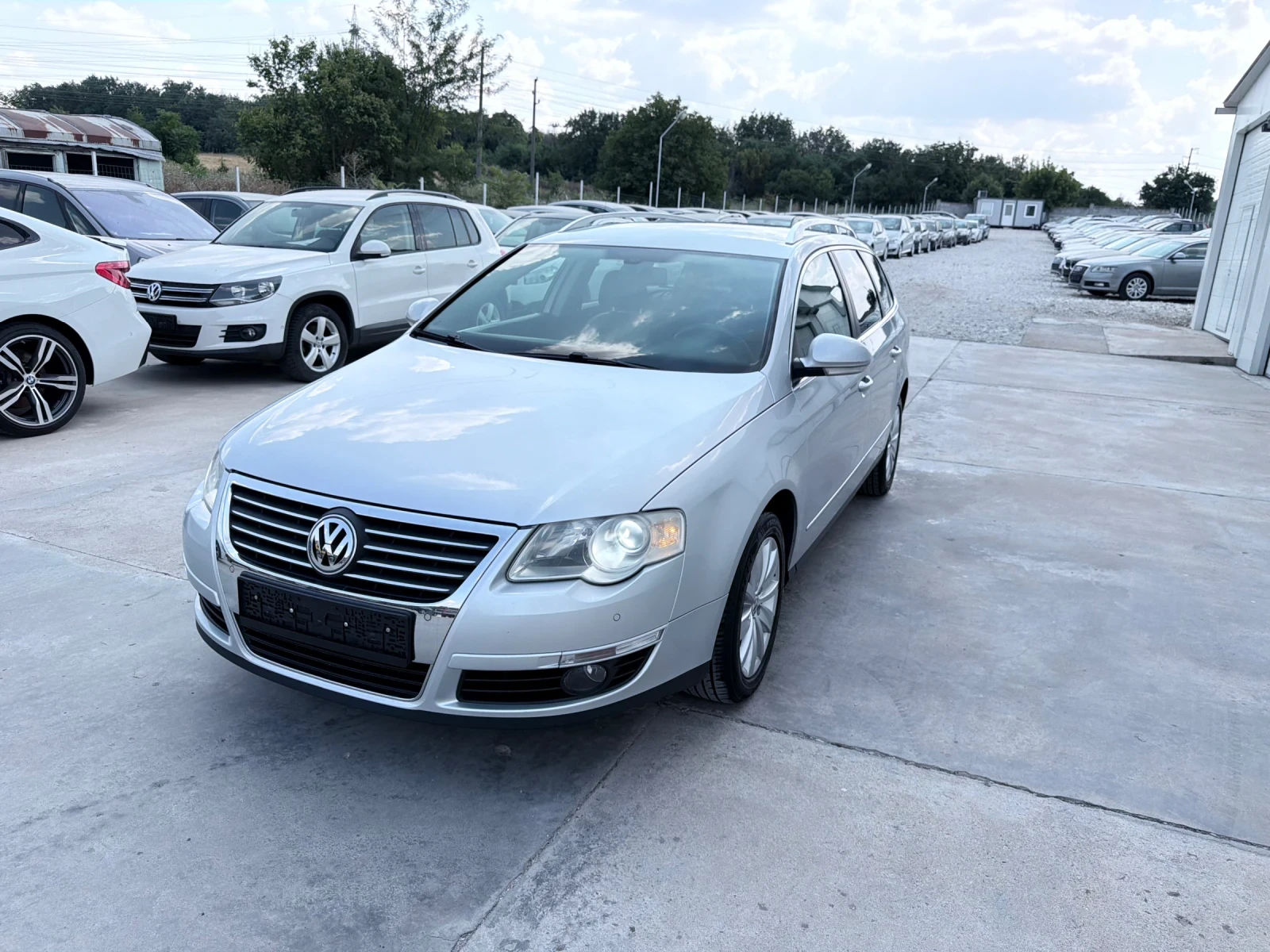 VW Passat 2.0tdi 140k.c* Highline* Common-Rail* * UNIKAT* , снимка 2 - Автомобили и джипове - 55597818