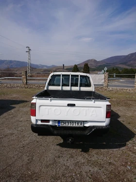 Toyota Hilux - 11000 лв. - 41759512 | Car24.bg