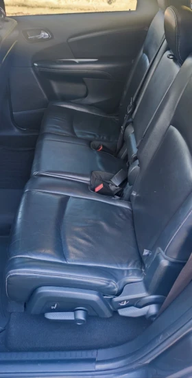 Dodge Journey 3.6 Crossroad - 8500 € / 16624.56 лв. - 26413811 11